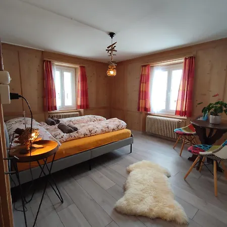 Haus Albula 아파트 Alvaneu