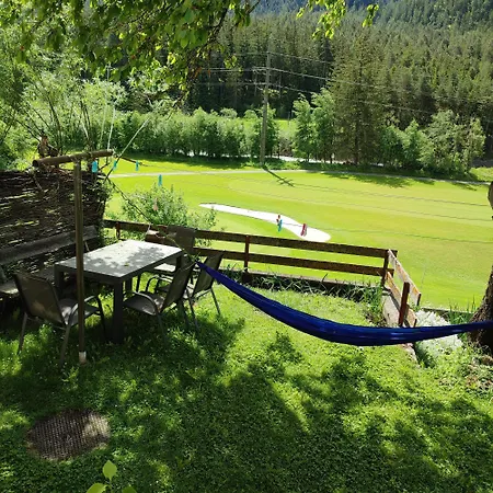 Appartement Haus Albula *